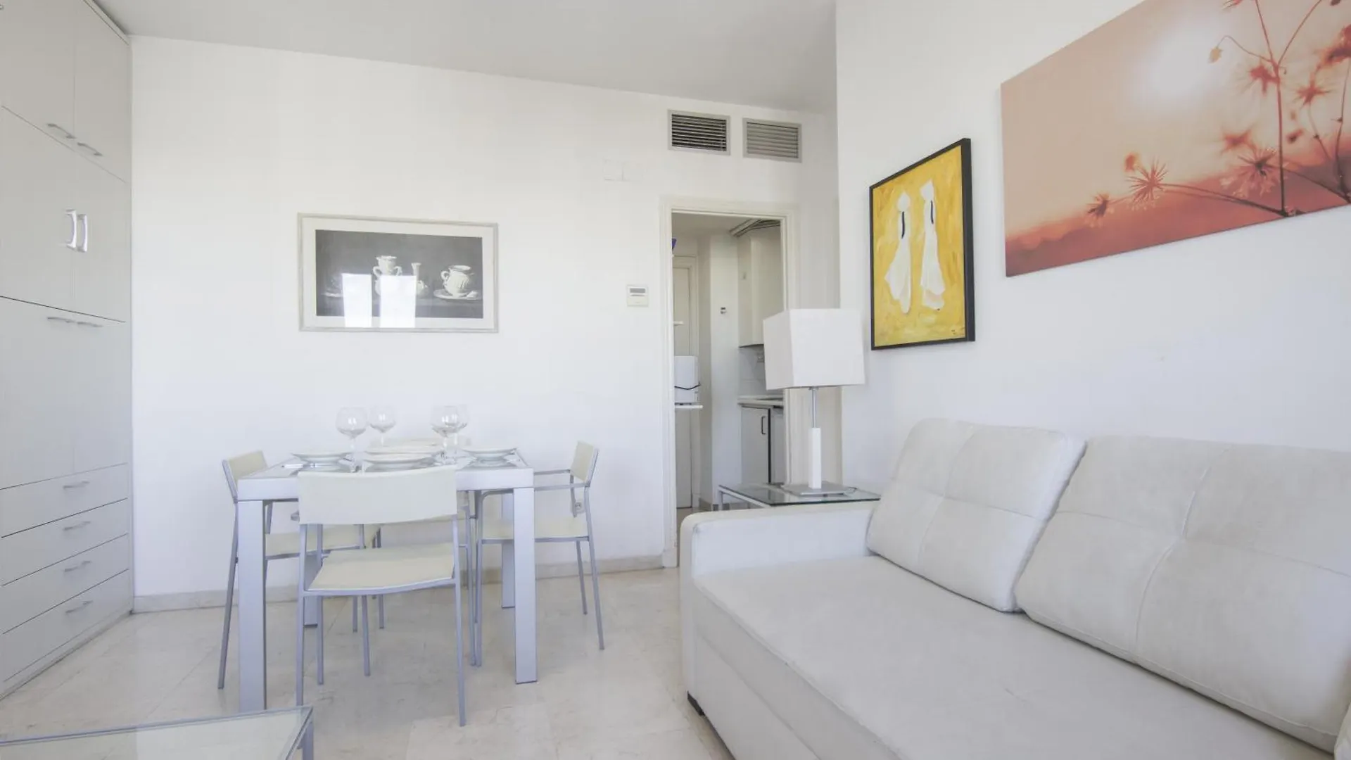RentalSevilla Confortable apartamento cerca del Barrio de Santa Cruz